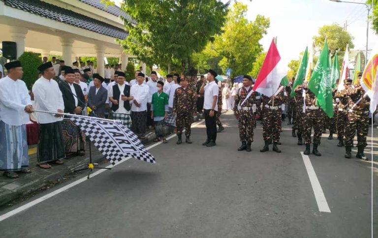 Pemberangkatan Kirab Santri Dalam Rangka Hari Santri Nasional 2025 oleh Bupati Ngawi (Foto : dok. Media NU Ngawi)